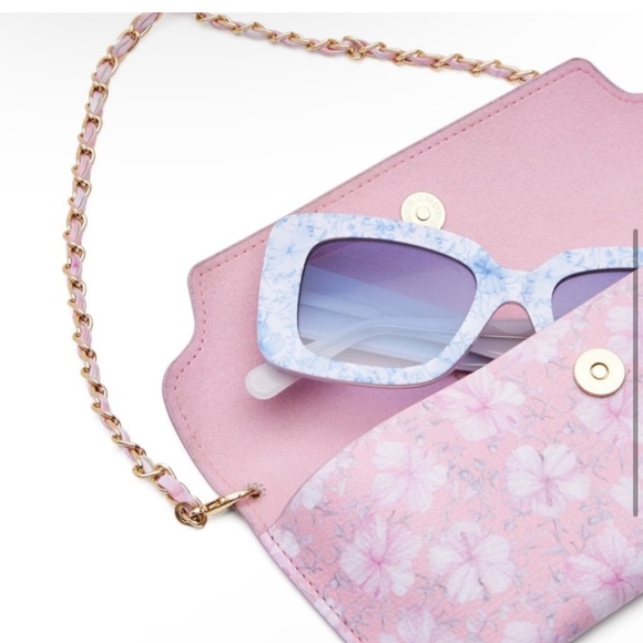 LOVESHACKFANCY Arietta clear waters sunglasses ?️ main image 6